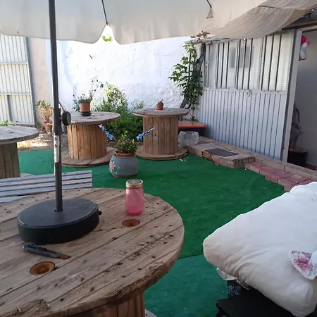 Agradable Casa Con Zona De Relax Y Aparcamiento *